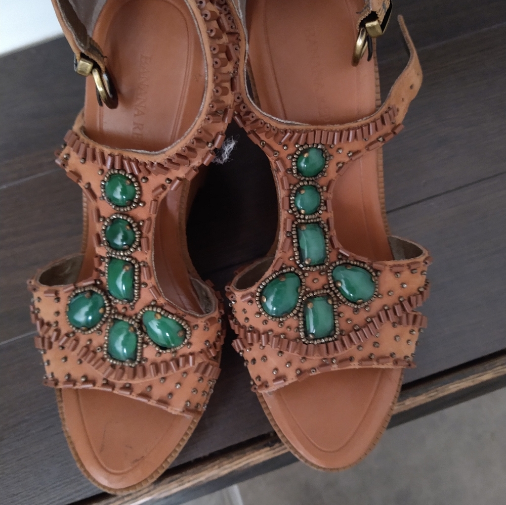 Shoes wedges